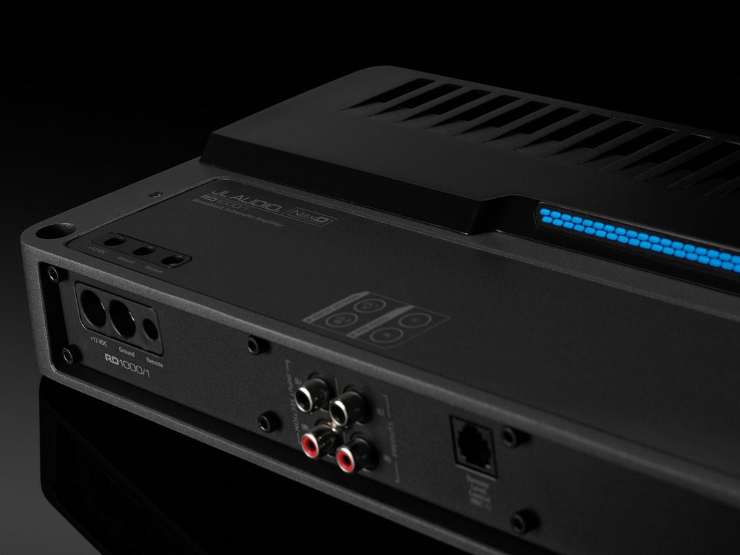 JL AUDIO Monoblock Class D Subwoofer Amplifier, 1000 W X 1 @ 2 Ω / 600 W X 1 @ 4 Ω – 14.4V -RD1000/1